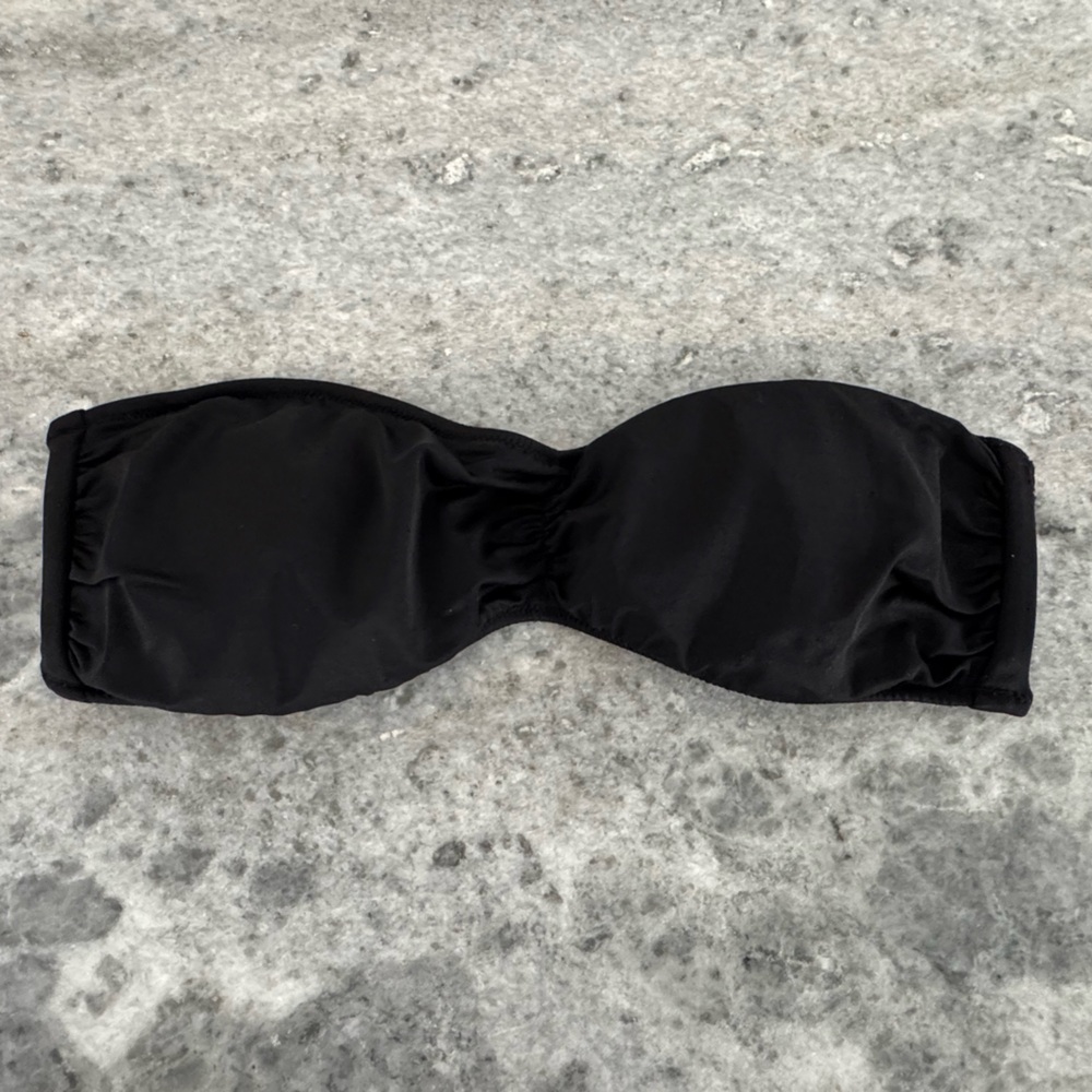 Vintage Victoria Secret Black Woman’s Swim Bandeau (Size Small)